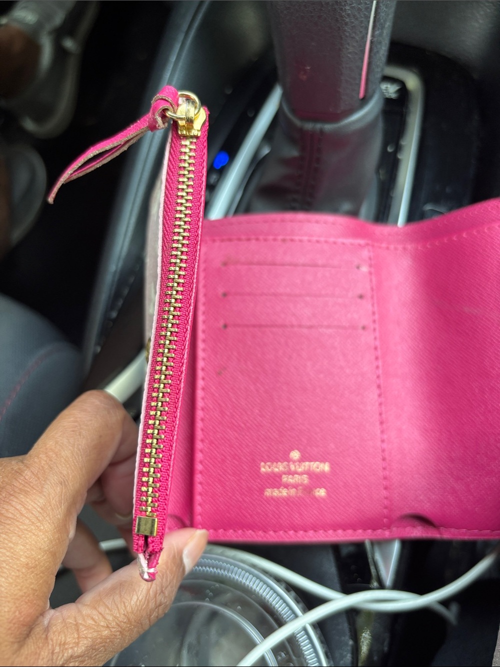Louis Vuitton Escale Pink and Cream Envelope Wallet - Picture 4 of 5